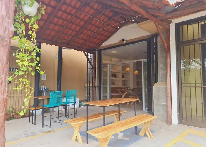 Karao -guanacaste Airport Hotel